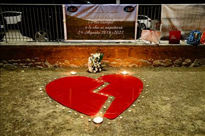 A Pescara è il giorno del silenzio: a sei anni dal sisma il ricordo è più vivo che mai 