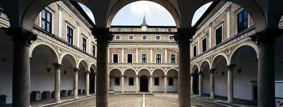 Cortile interno di Palazzo Ducale di Urbino