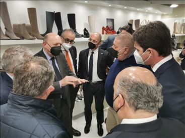 Micam 2022, il presidente Acquaroli e l’assessore Castelli al talk su “La filiera della moda tra emergenza finanziaria e nuovi mercati”