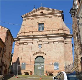 Monte Rinaldo, 895.000 euro per la Chiesa del Santissimo Sacramento e del Rosario