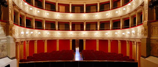 Nuova luce al Teatro Filarmonici di Ascoli