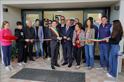 Marche, la ricostruzione pubblica avanza: inaugurati tre edifici ad Ascoli, Mogliano e Pieve Torina