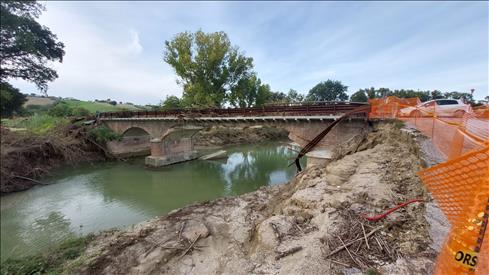 Incontro in Provincia di Ancona per accelerare la ricostruzione dei ponti distrutti dall'alluvione